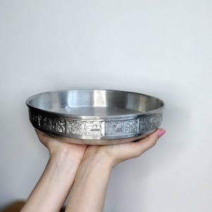 Large mid-century norwegian pewter tin bowl, marked by Hagness Pewter, 9,5&quot;
