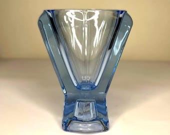 Vintage Art Deco Style Blue Glass Vase | Elegant Geometric Crystal Vase | Retro Mid-Century Decor