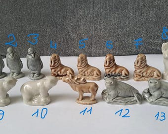 Wade Red Rose Tea Animal Whimsies: Snow Life Collection