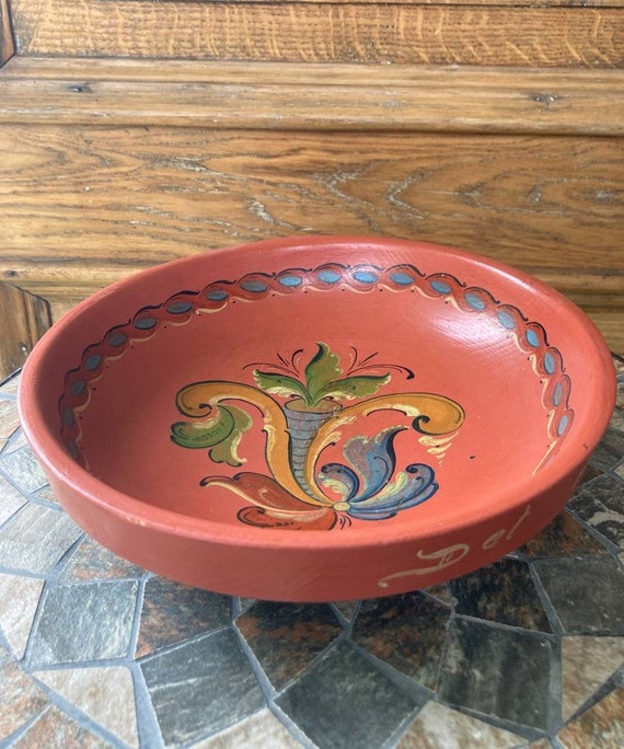 ノルウェー製のヴィンテージ木製ローズマリング手描き装飾ボウル