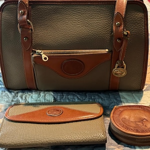 3 piece Dooney & Bourke taupe British tan Leather Tote Bag wallet change purse