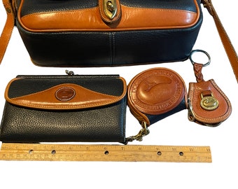 4-piece Vintage Dooney & Bourke Bag Purse wallet coin purse key fob Handbag Navy British Tan