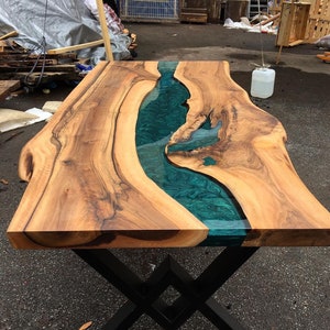 Ordine personalizzato Noce Emerald Green Design Tavolo epossidico trasparente - Live Edge - River Table- Tavolo da pranzo- Tavolino - %100 HANDMADE