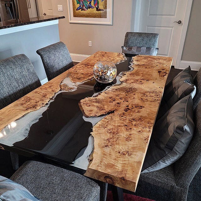 Jazz Up Your Old Dining Table with Some Epoxy
