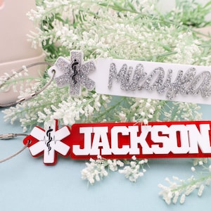 Personalized EMT Keychain, Paramedical Personnel Keychain, EMT Keyring, Gift for Paramedic Staff, Coworker Gift, First Responder Keychain