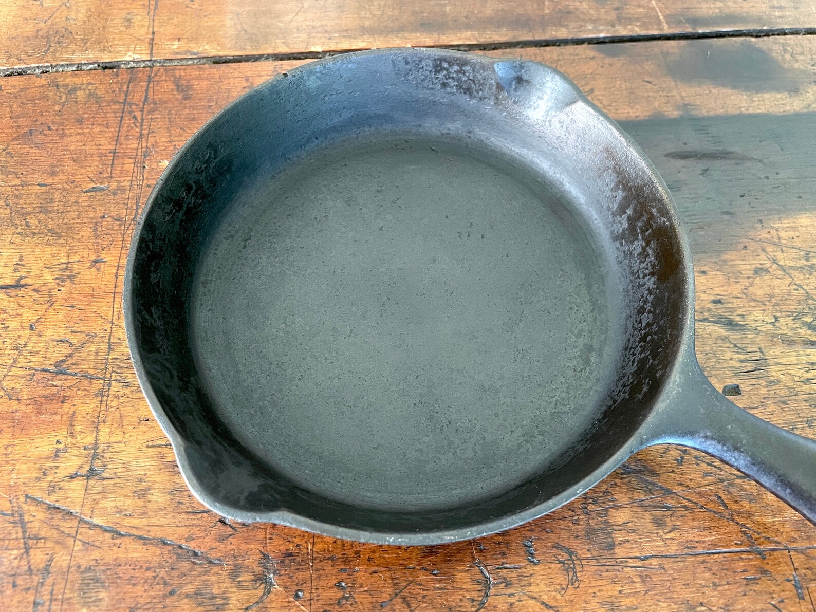 Chicago Hardware Hammered 3 Cast Iron Skillet Etsy