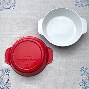 Set of 2 Prizer Ware Enameled Cast Iron Casserole Dishes