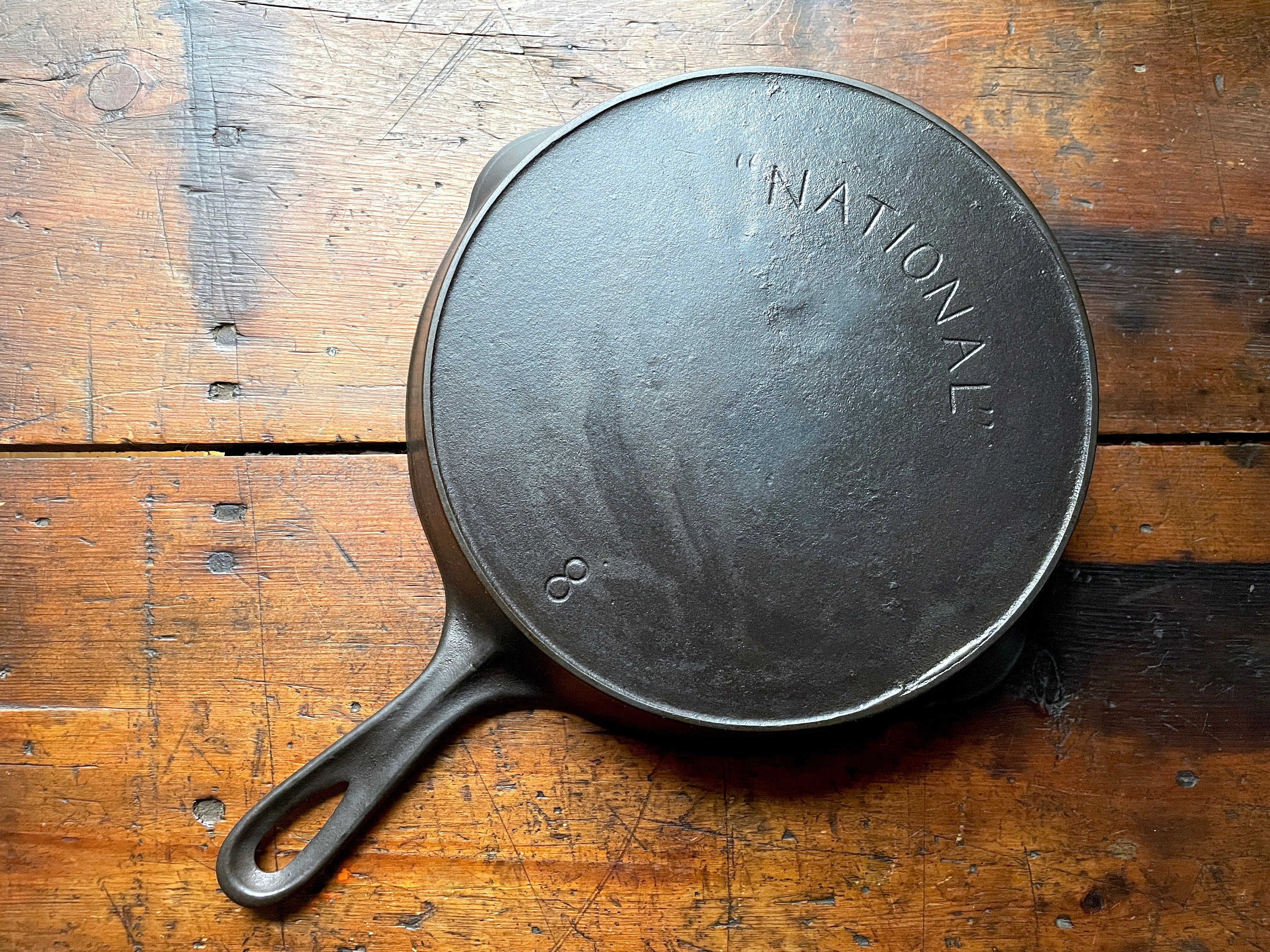 Wagner Ware #8 Cast Iron SKILLET 1088F 10 Diameter x 3 Deep Sits FLAT USA  Made