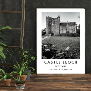 Castle Leoch Poster, Castle Leoch Print, Castle Leoch Outlander Wall Art, Outlander Castle Leoch Printable, Outlander Scotland Castle