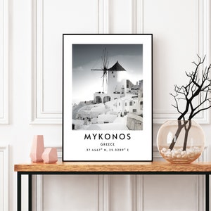 Arte da parete di Mykonos in bianco e nero, poster stampabile di Mykonos, stampa di Mykonos, mulino a vento di Mykonos da viaggio minimalista, coordinate di Mykonos Grecia