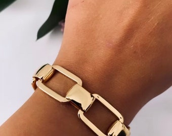 statement gold bracelet, toggle bracelet, huge rectangle Link chain bracelet, gold chunky bracelet, trendy women bracelet, vintage bracelet.