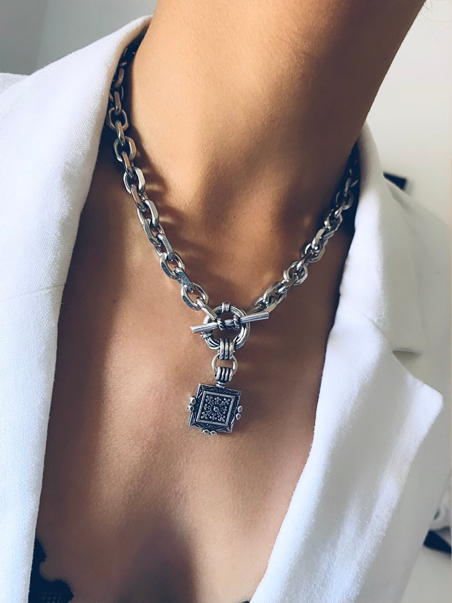 BRANCH TOGGLE NECKLACE- MULTI