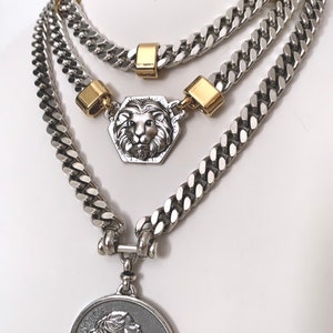 Medallion necklace , collar necklace , silver statement necklace,layered necklace, gold chunky necklace, chunky necklace, vintage jewelry