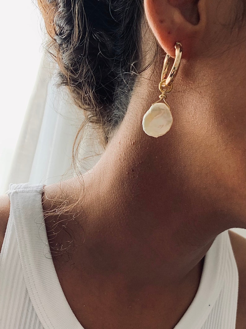 Pearls earrings, gold and pearls earrings, twisted hoops earrings, image 5