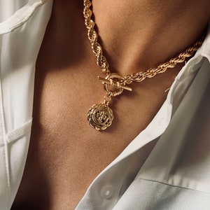 Statement gold  necklace , Coin choker necklace, medal necklace, toggle clasp necklace,chunky chain necklace, ancient coin, Fleur de lis,