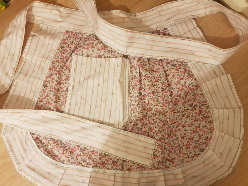 Vintage style half apron Pinny