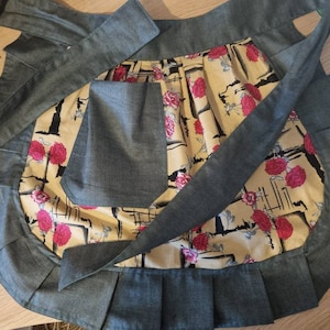 Vintage style half apron / pinny