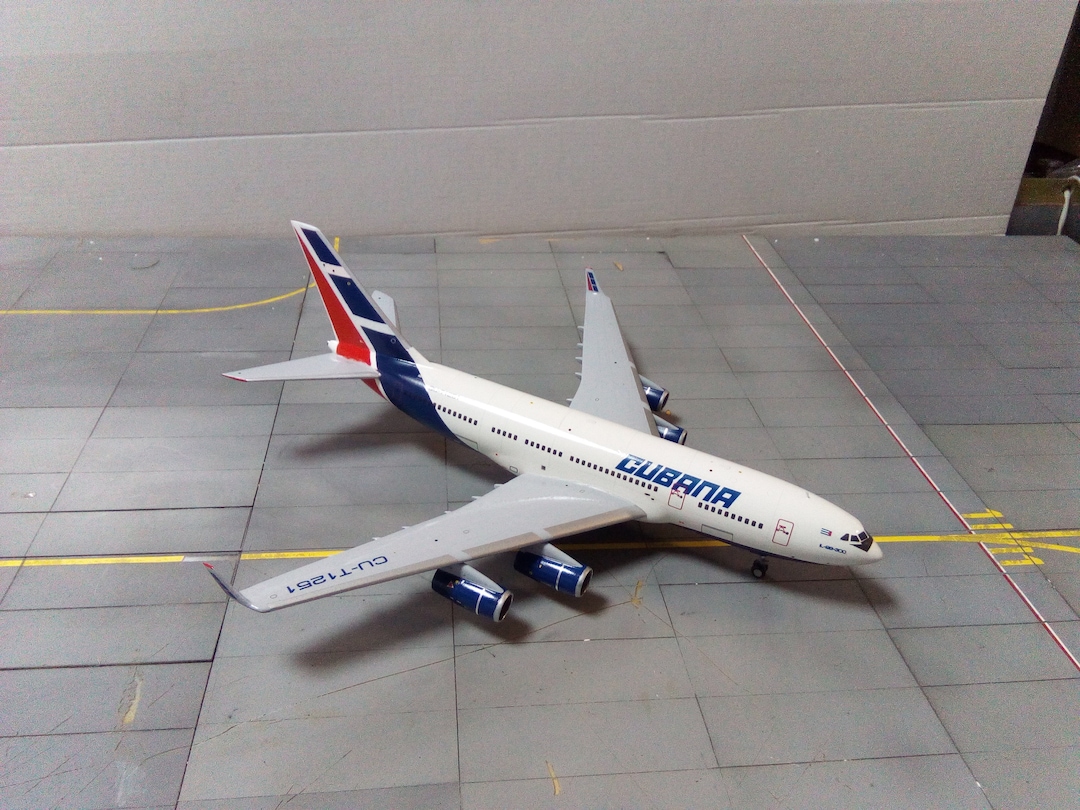 Handcrafted Ilyushin Il-96-300 Model Airplane: 1/200 Scale - Etsy