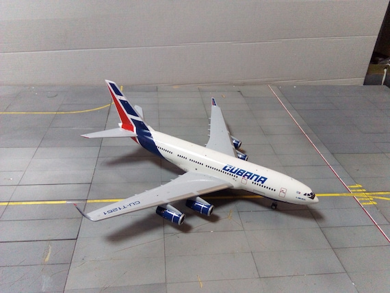 Handcrafted Ilyushin Il-96-300 Model Airplane: 1/200 Scale - Etsy