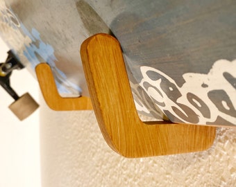 Wall mount for skateboards/longboards