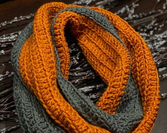 Soft Two-Toned Chunky Scarf, Infinity Scarf, Crochet Scarf, Knit Infinity Scarf, Cowl, Handmade Scarf, Fall Winter Fashion