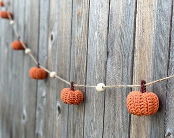 Pumpkin Garland, Handmade Crochet Garland, Rustic Fall Decor, Thanksgiving Decoration, Amigurumi