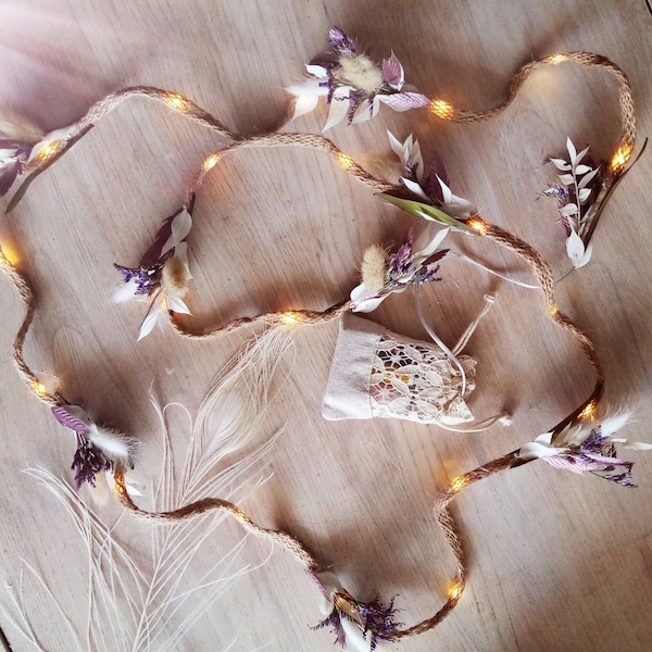Guirlande "La belle étrangère" lumineuse fleurs séchées