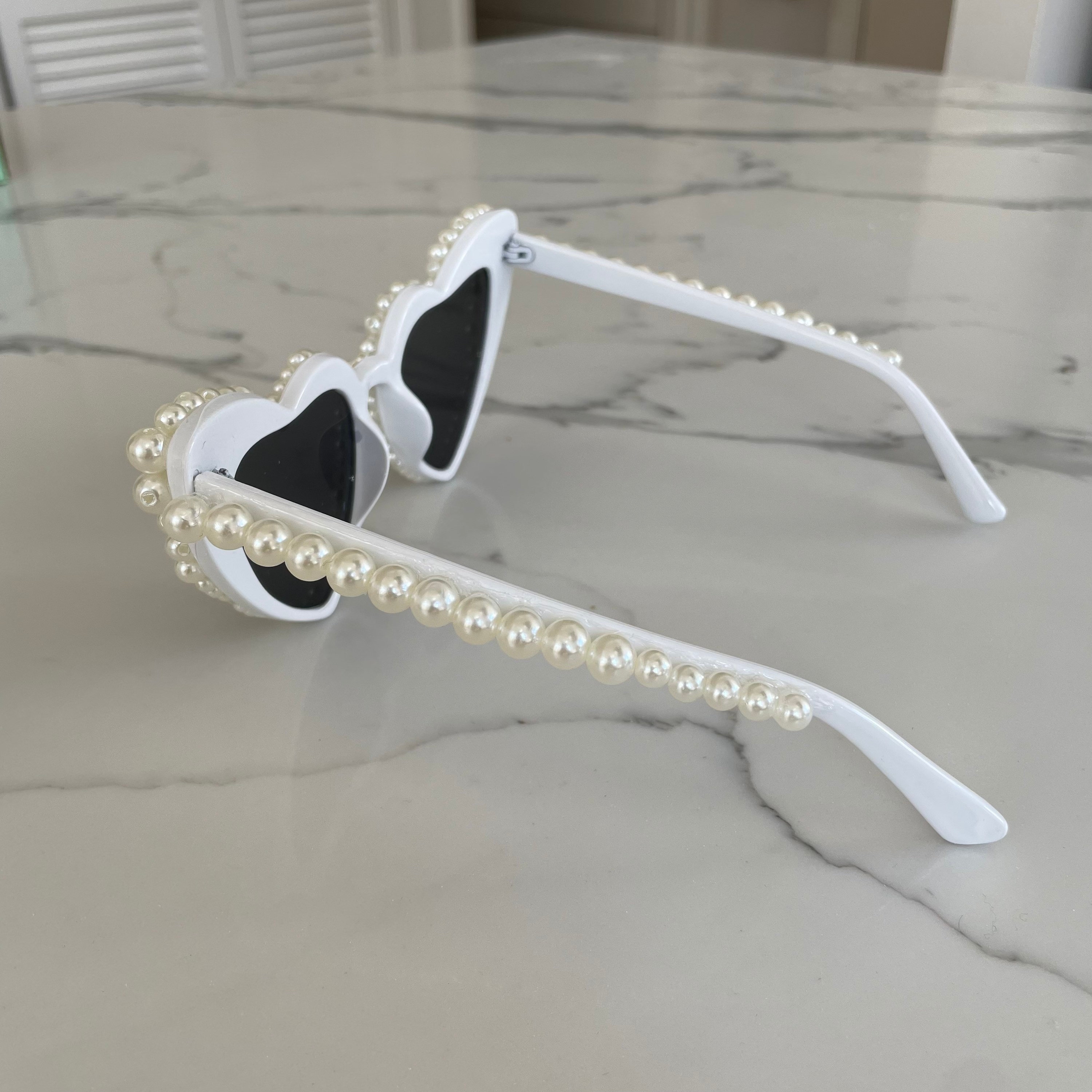 ?Bundled?White sunglasses w white bead bracelet Beaded Sunglasses - Etsy main image 2