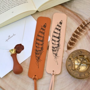 Bookmark-bookmark in natural/brown leather printed with feathers-gift reader-writer accessory for book