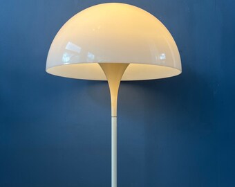 Louis Poulsen Panthella Floor Lamp by Verner Panton / Mid Louis Poulsen Panthella Floor Lamp by Verner Panton / Mid