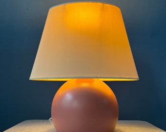 Petite lampe de bureau éclectique rose