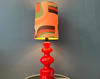 Lampe de table rouge, Allemagne de l'Ouest, époque spatiale, verre et abat-jour en textile