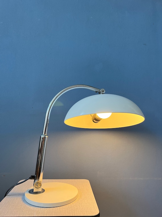 Hala Mid Century floor lamp by Busquet