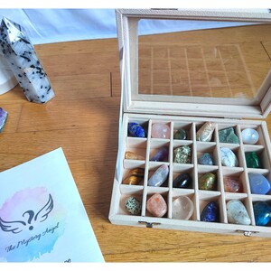Set von 24 essentiellen Steinen, um mit der Lithotherapie zu beginnen, Kristalle Starter-Kit für Anfänger, Kristall-Geschenkbox, Kristall-Set für Anfänger, Kristall-Geschenk