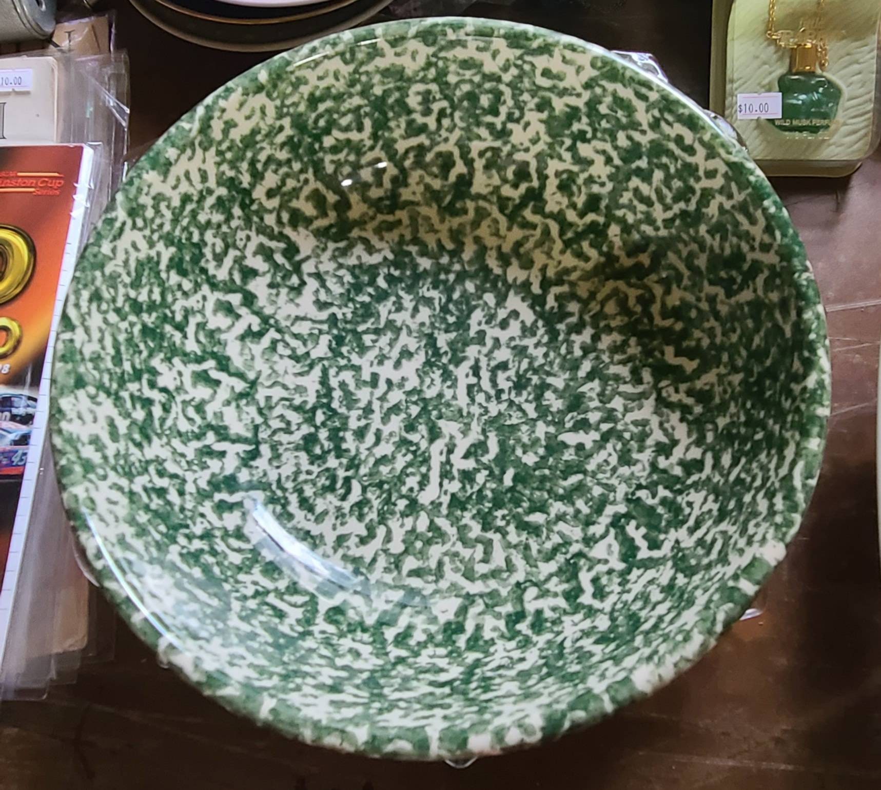 Roseville Spongeware Bowl - 4qtsys6