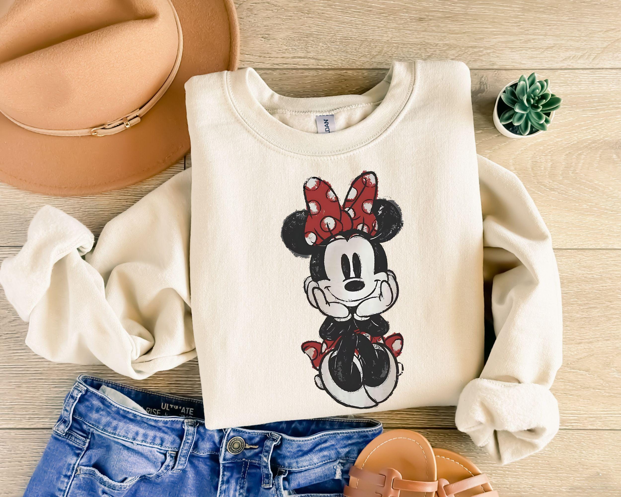 Minnie mouse sweatshirt