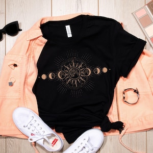 Celestial Shirt, Moon Phase T-shirt, Boho Mystical Moon And Sun Tee, Boho Moon Outfit, Spiritual Moon Women Clothing Gifts,Trendy Women Gift