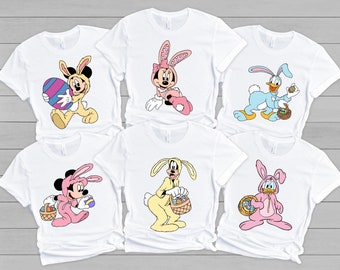 ディズニーキャラクターのハッピーイースターシャツ、ディズニーイースターエッグシャツ、ディズニーイースターデー、ディズニーファミリーイースター、ディズニーランドイースター2024シャツ、イースター