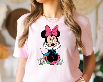 Minnie Ostertag Shirt, Disney Ostern Vibes Shirt, Disney Ostereiern Shirt, Geschenke für Mama, Magisches Schloss Ostern Rundhalsausschnitt, Disneyland Trip Tee