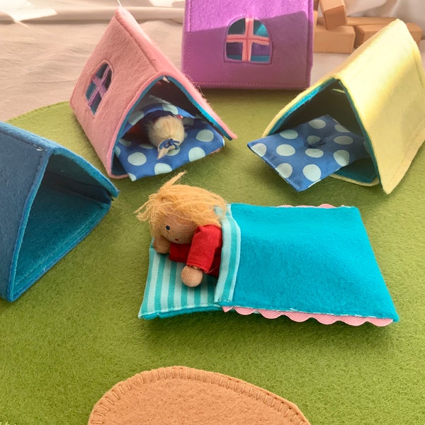 Tent sheep bag cushion made of felt - accessories play mat - camping - role play - play with small flexible dolls Pegdolls