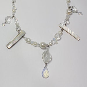chunky crystal pearl necklace/fairy necklace/nana/abstract necklace/cybery2k/croquet