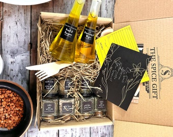 Food Gift| Secret Essentials Spice Set| Infused olive oil , Seasoning spices & Infused sea salts| Gift For him| Gift for chef!