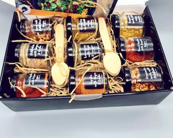 Thespicegift- Spice Pioneer Set-9 kruiden, specerijen en smaakmakers Kruiden om te koken | Gemengde kruiden- en specerijenset | Specerijen geschenkdoos.