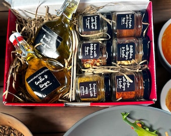 Thespicegift-Nouveau Spice Set- Extra Infused Virgin Olive Oil  - 2 Infused Olive Oil with 6 Seasoning Spice Mixes.