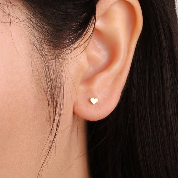 1 Pair Sterling silver tiny heart Stud- small heart earring-dainty minimalist earring-small stud earring-mini gold stud, gold heart earring