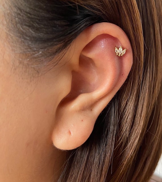Cartilage stud earrings sterling silver deals