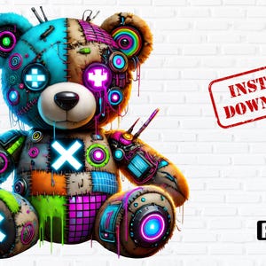 Könnte beinhalten: Ein farbenfroher, geflickter und genähter Teddybär mit leuchtenden Neon-Details. Der Bär hat ein blaues und braunes Gesicht mit einem aufgenähten X auf der Brust. Die Arme und Beine des Bären sind aus Metall und haben leuchtende Neonkreise und Quadrate.