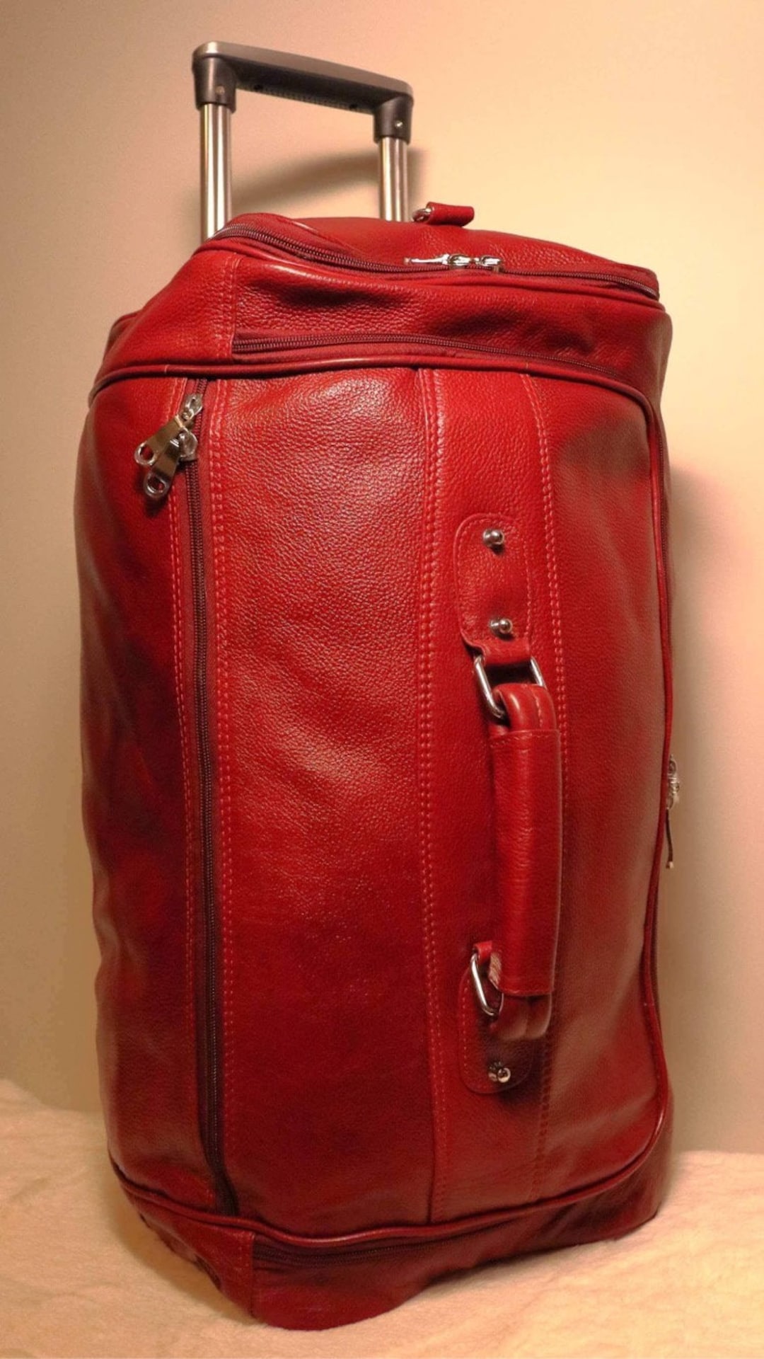 Leather Holdall With Telescopic Handle and Wheels Etsy