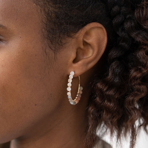 Boucles d'oreilles créoles "ALISSA", créole avec pierre de lune multicolore