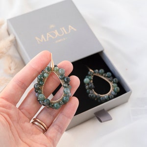 Crochet drop earrings with hard moss agate stones. Italian handcrafted earrings. Plastic and nickel free.